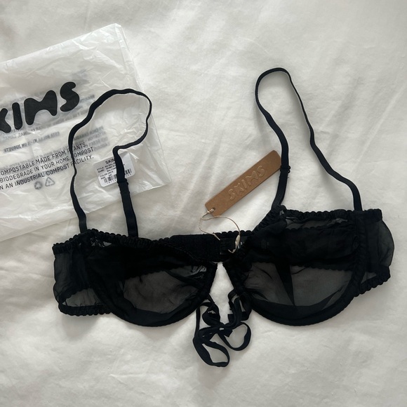 SKIMS | Romance Balconette Bra - Picture 2 of 10
